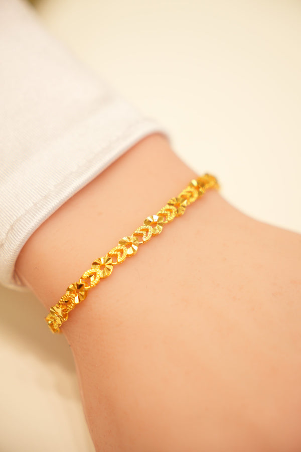 22K Gold Starburst Disc Bracelet