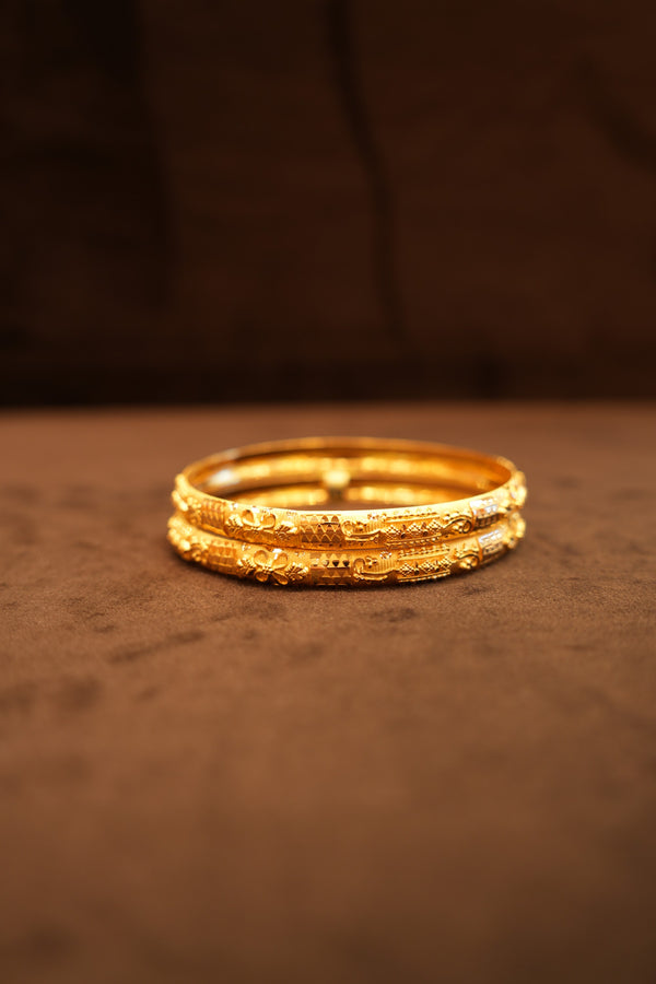22K Gold Ornate Paisley Scroll Bangles