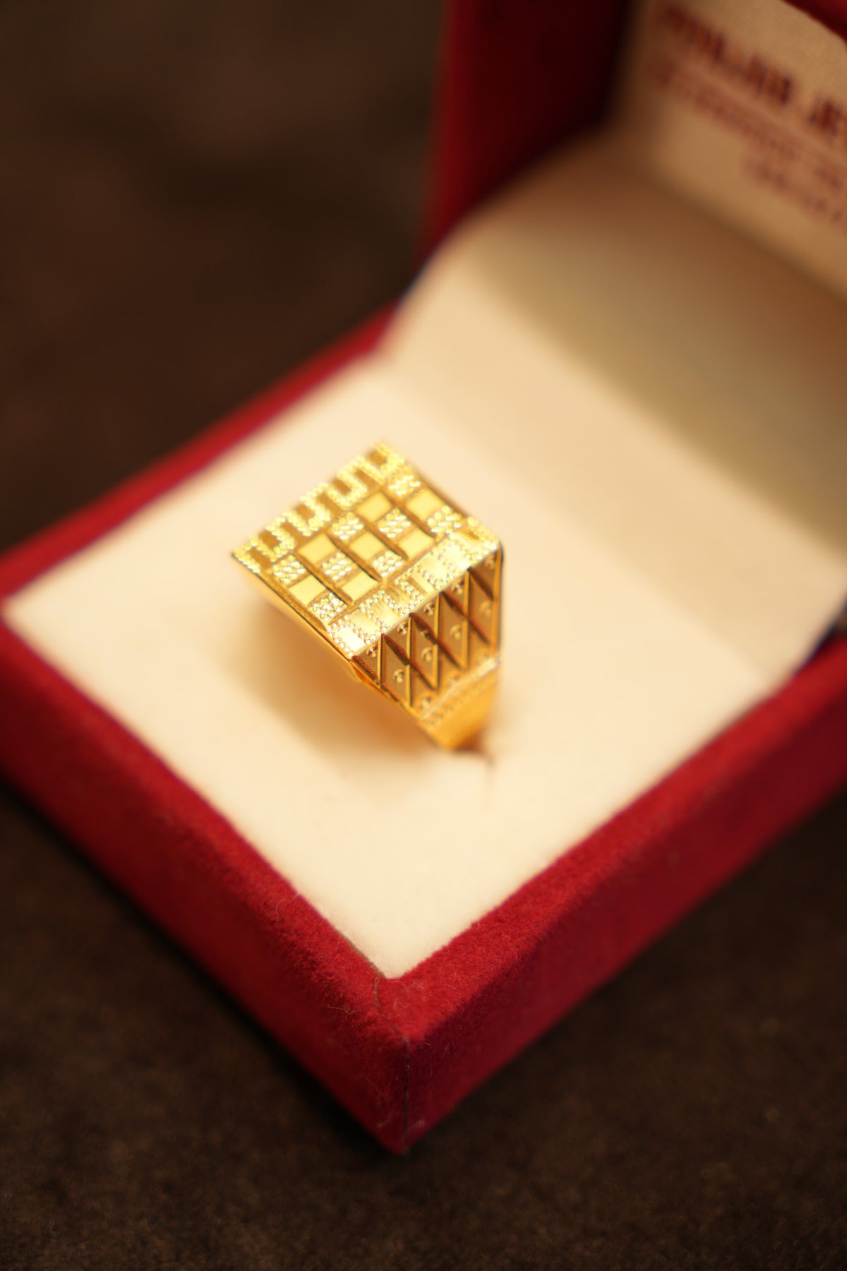 22K Gold Piano-Key Panel Ring
