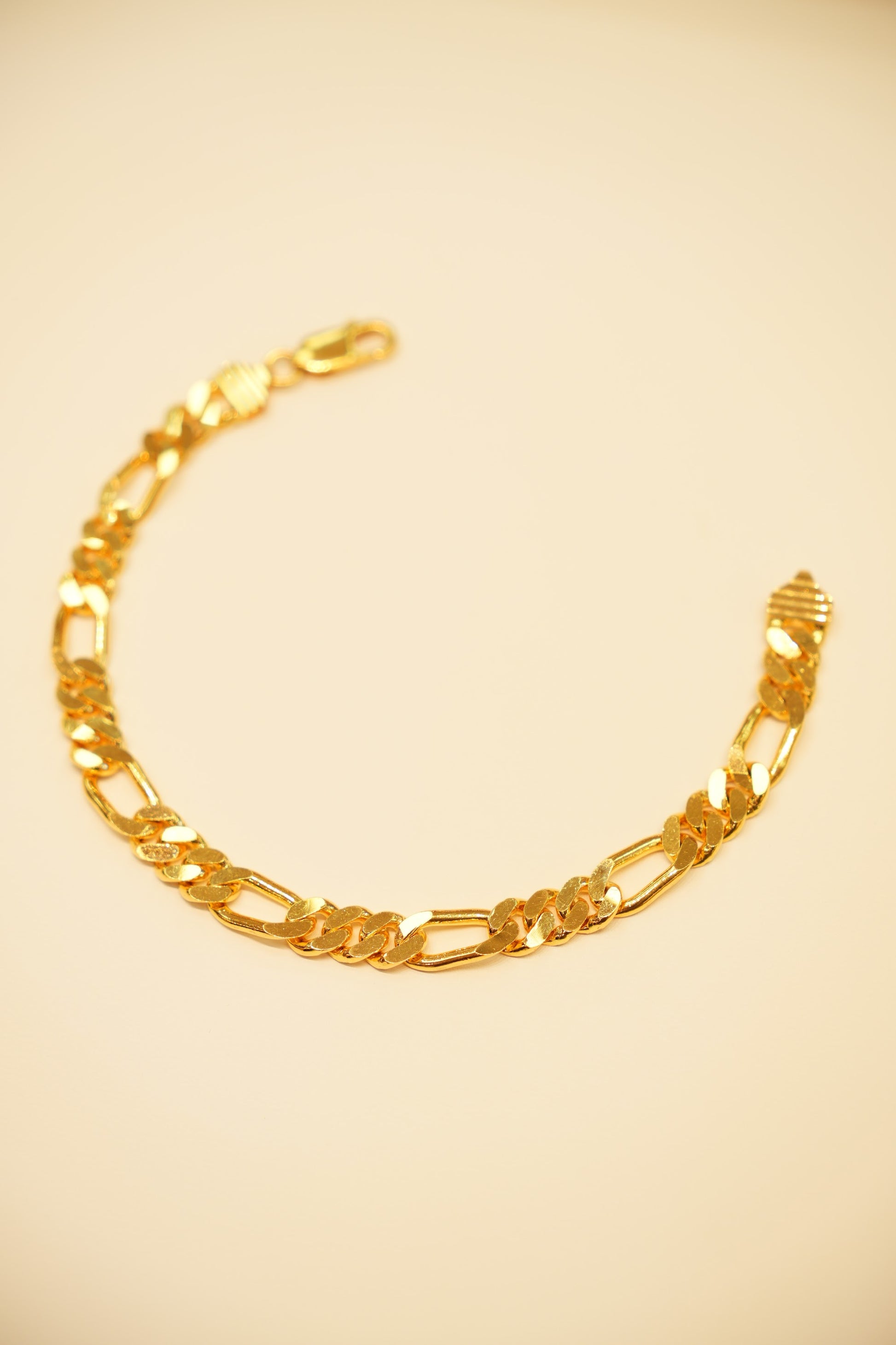22K Gold Figaro Link Bracelet