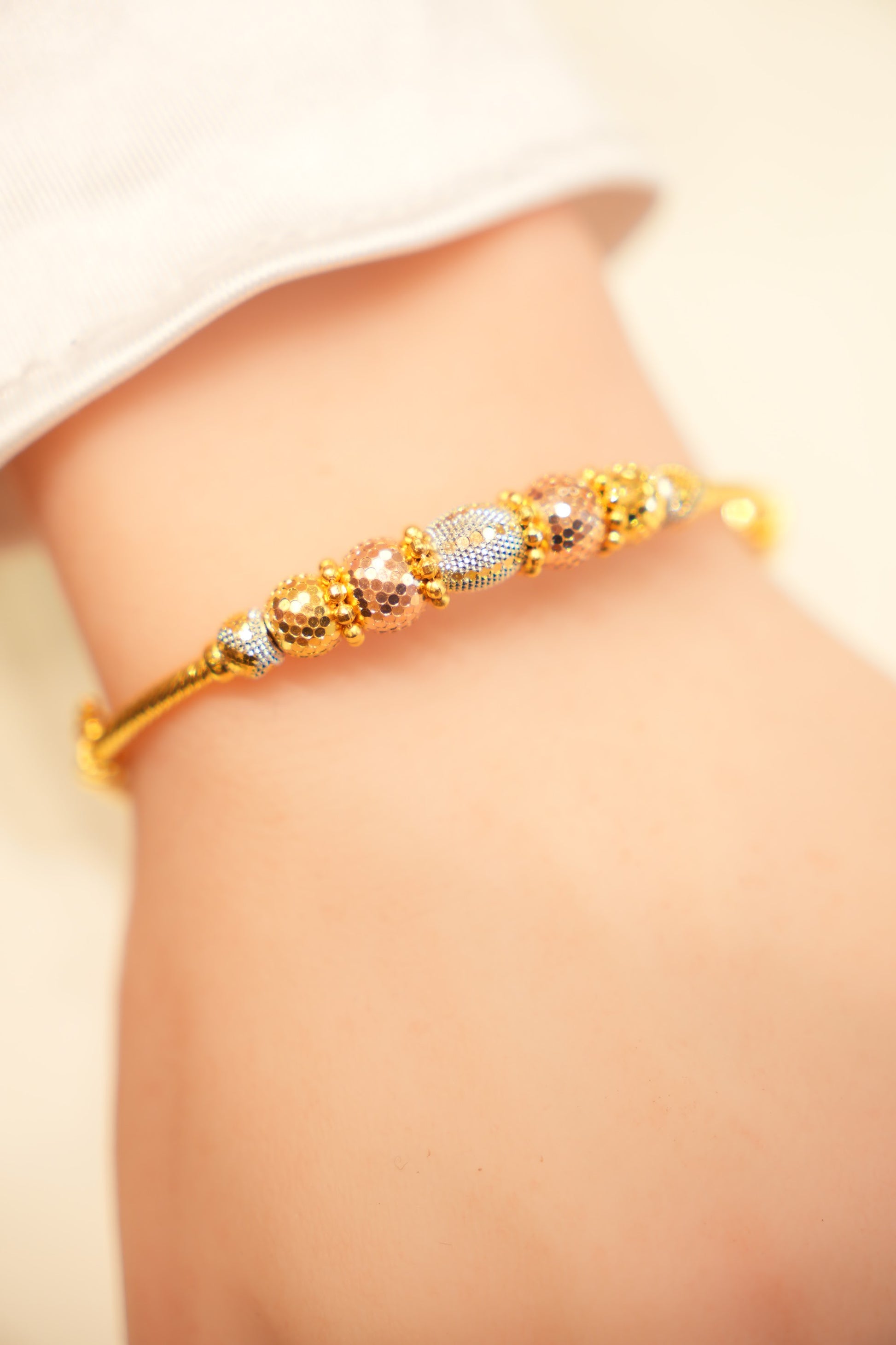 22K Tri-Tone Pavé Bead Bangle Bracelet