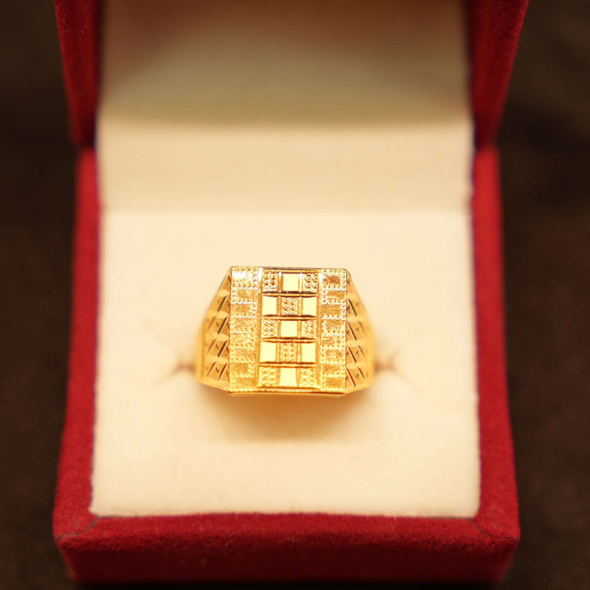 22K Gold Piano-Key Panel Ring
