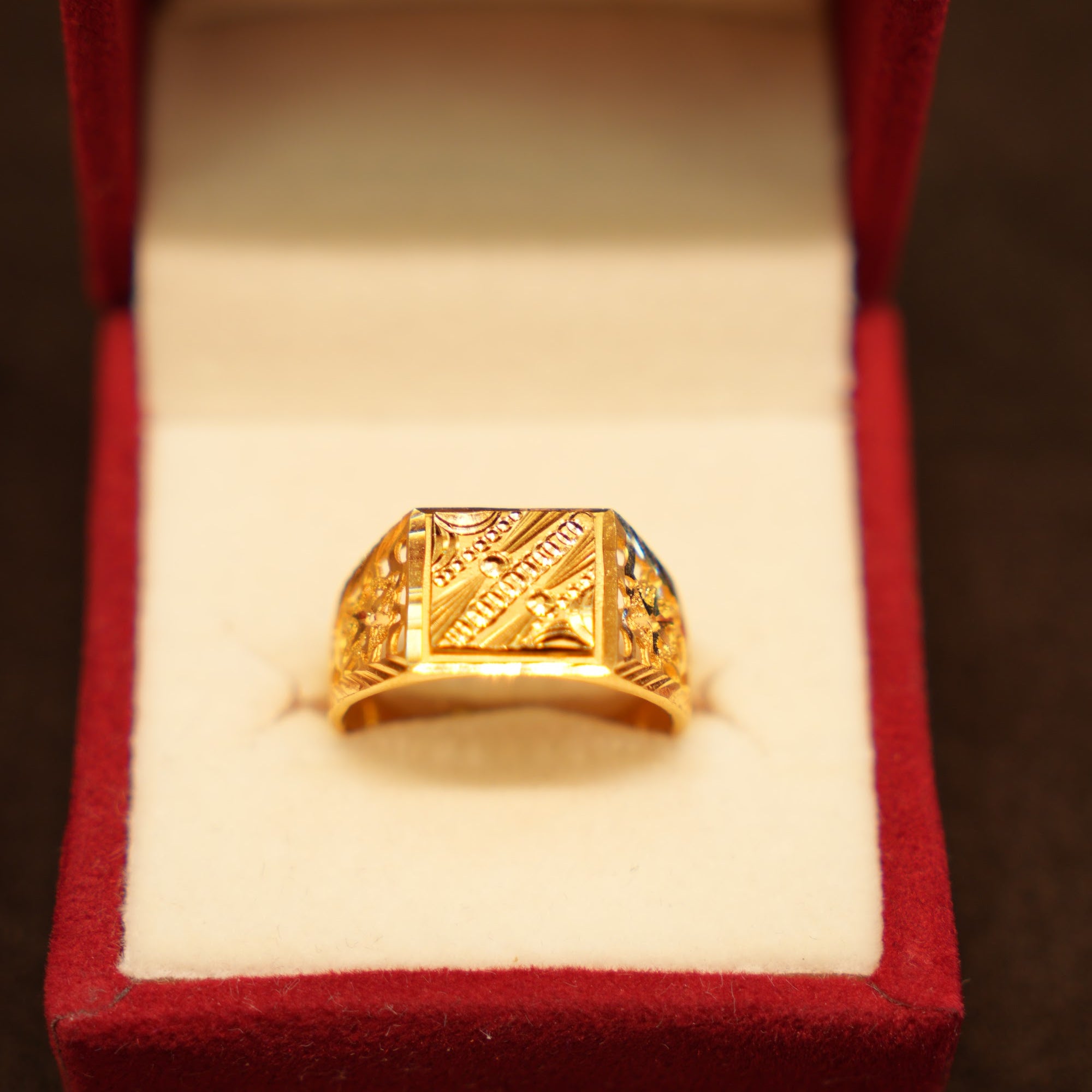 22K Gold Ornate Diagonal Signet Ring