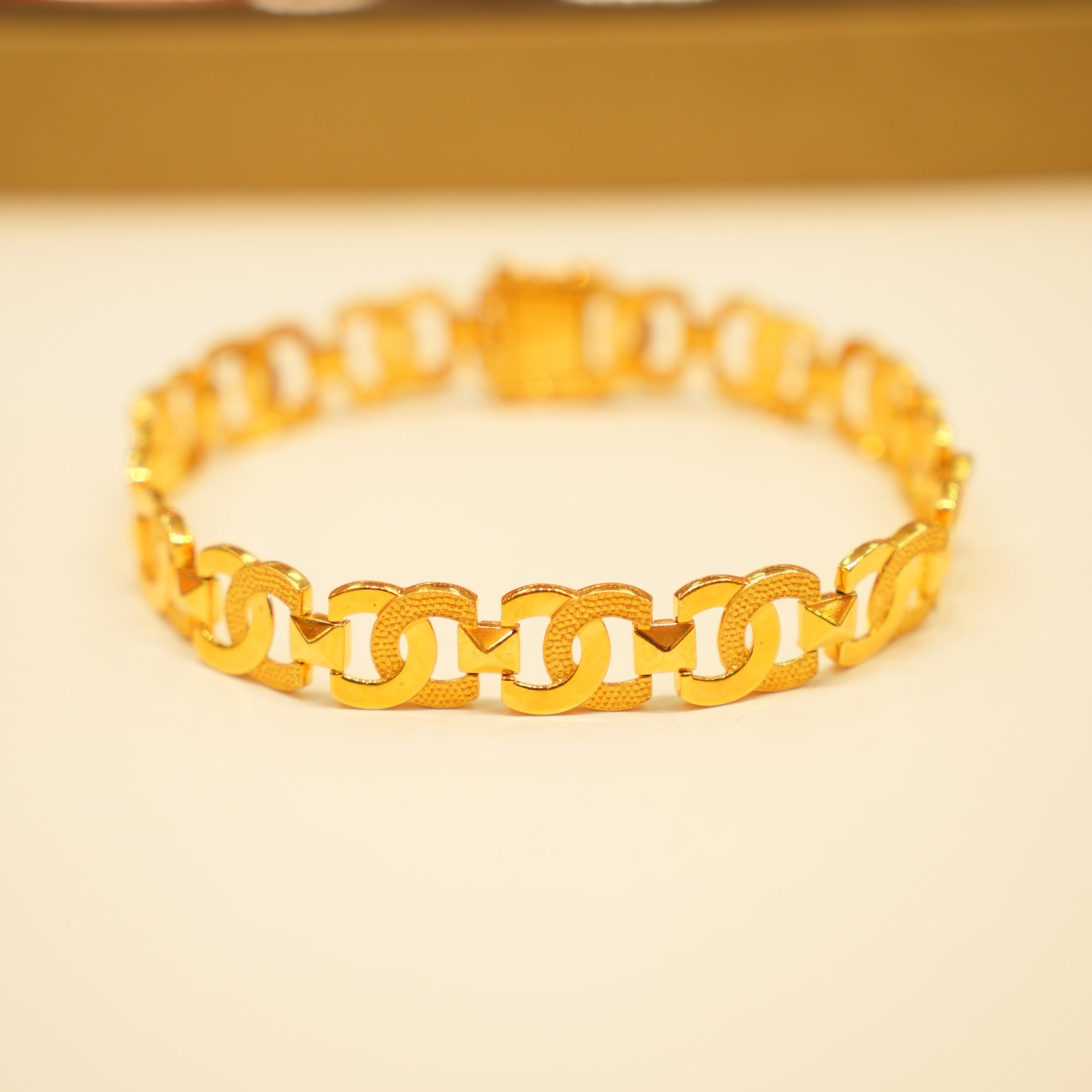 22K Gold Infinity Link Bracelet