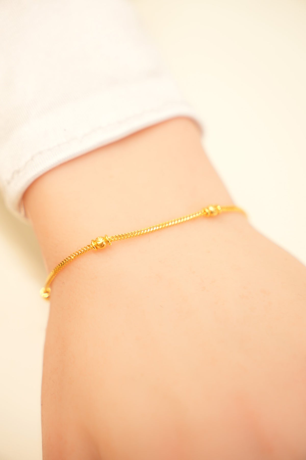 22K Gold Ridged Bead Station Bracelet