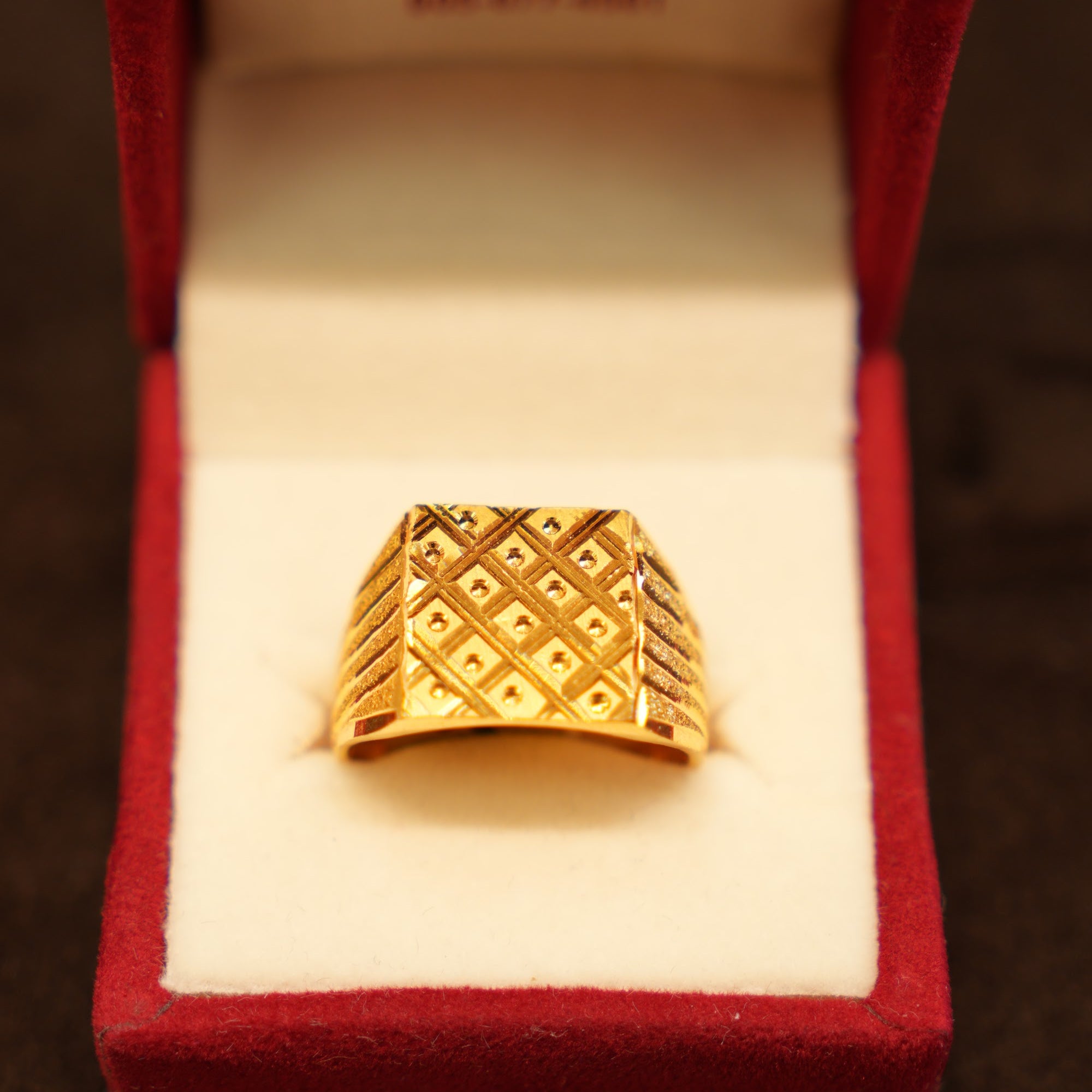 22K Gold Diamond Trellis Dome Ring