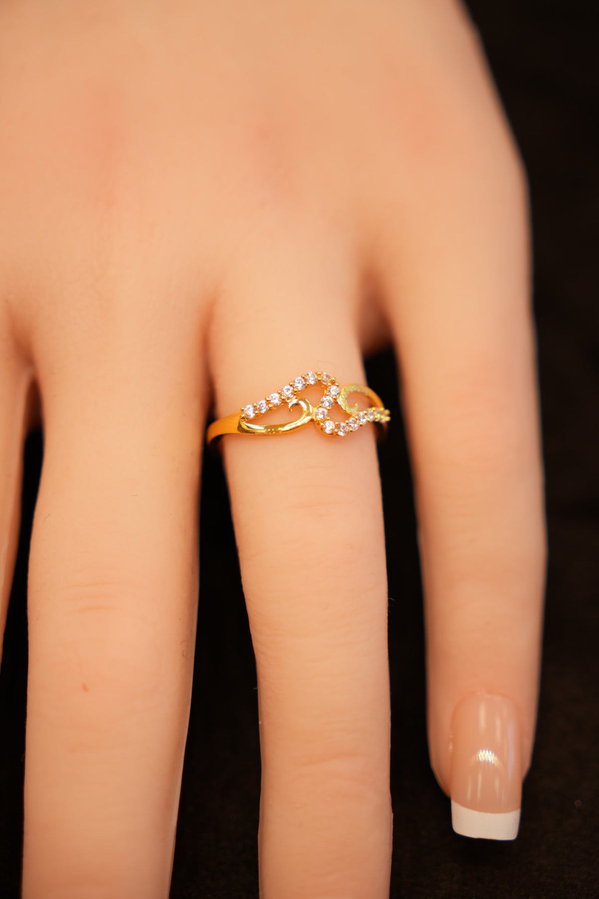22K Gold Paisley Swirl Ring