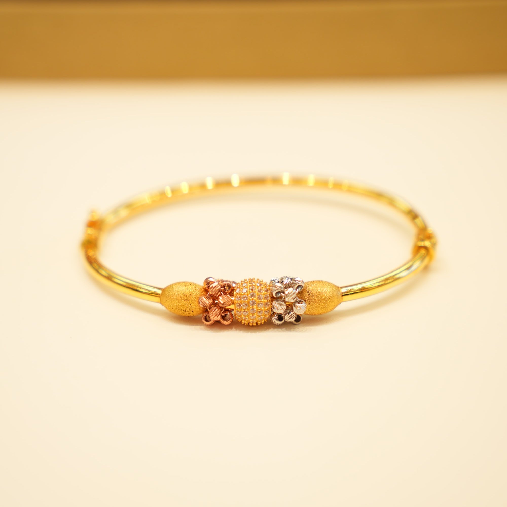 22K Gold Tri-Tone Flower Bangle Bracelet