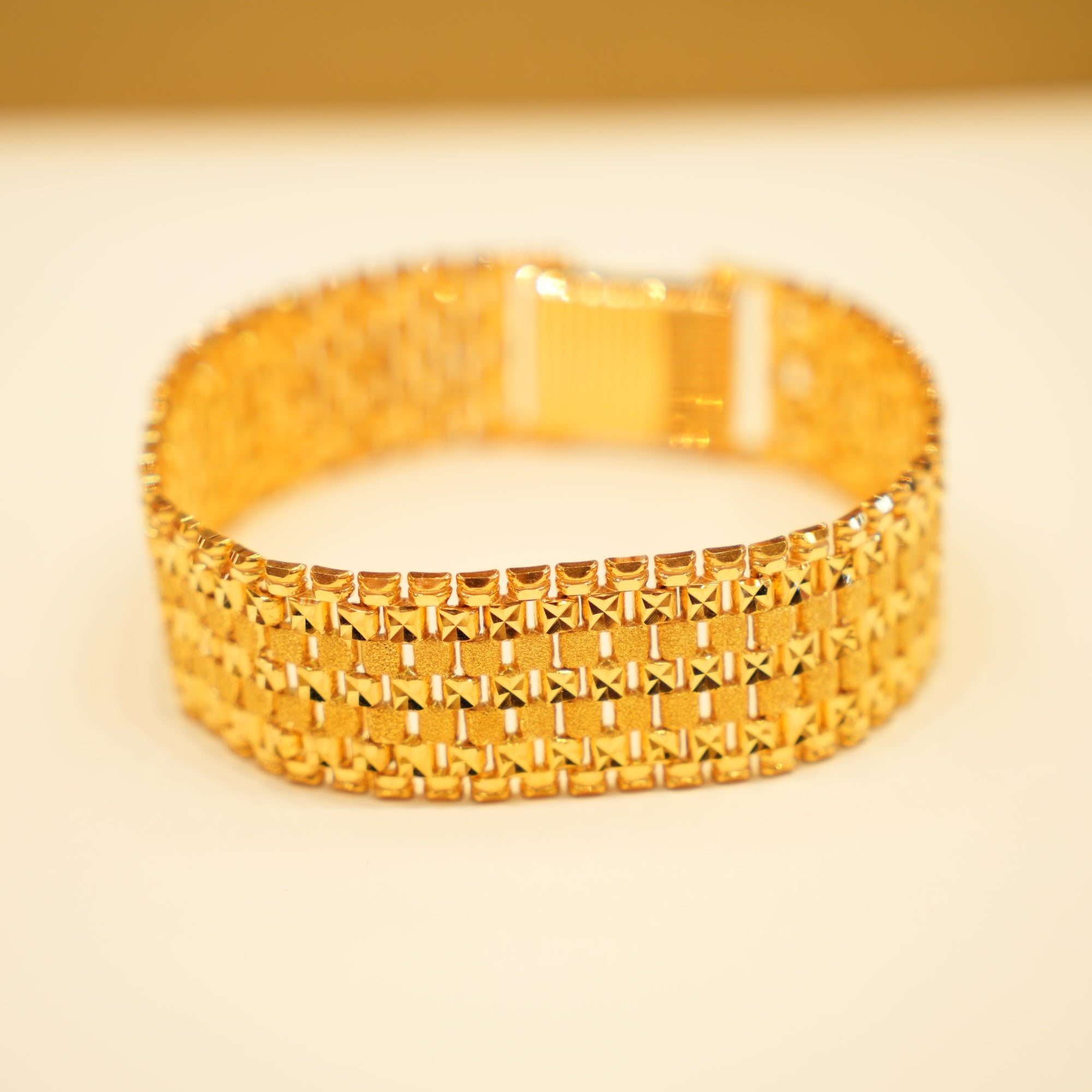 22K Gold Basketweave Panel Bracelet