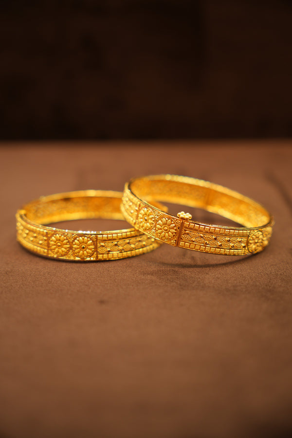 22K Gold Flower Row Bangles