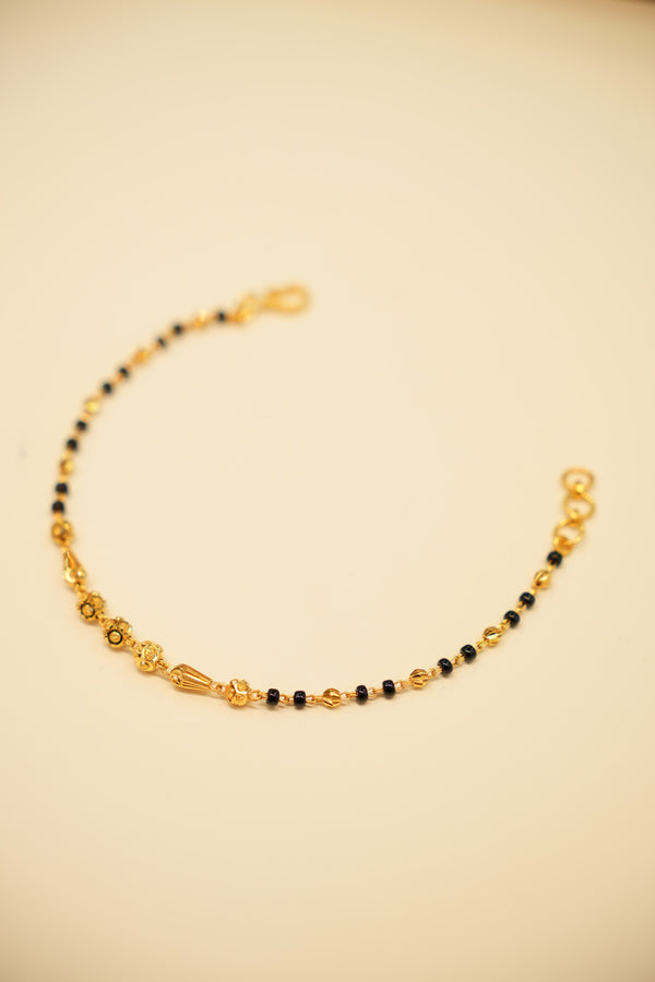 22K Gold Black Bead Floral Bracelet