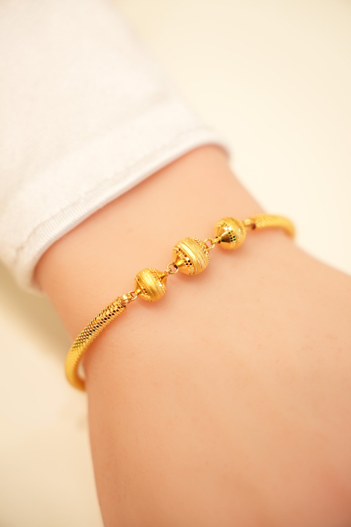22K Gold Mesh Chain Ball-Bead Bracelet