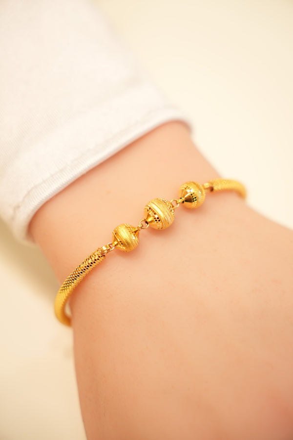 22K Gold Mesh Chain Ball-Bead Bracelet