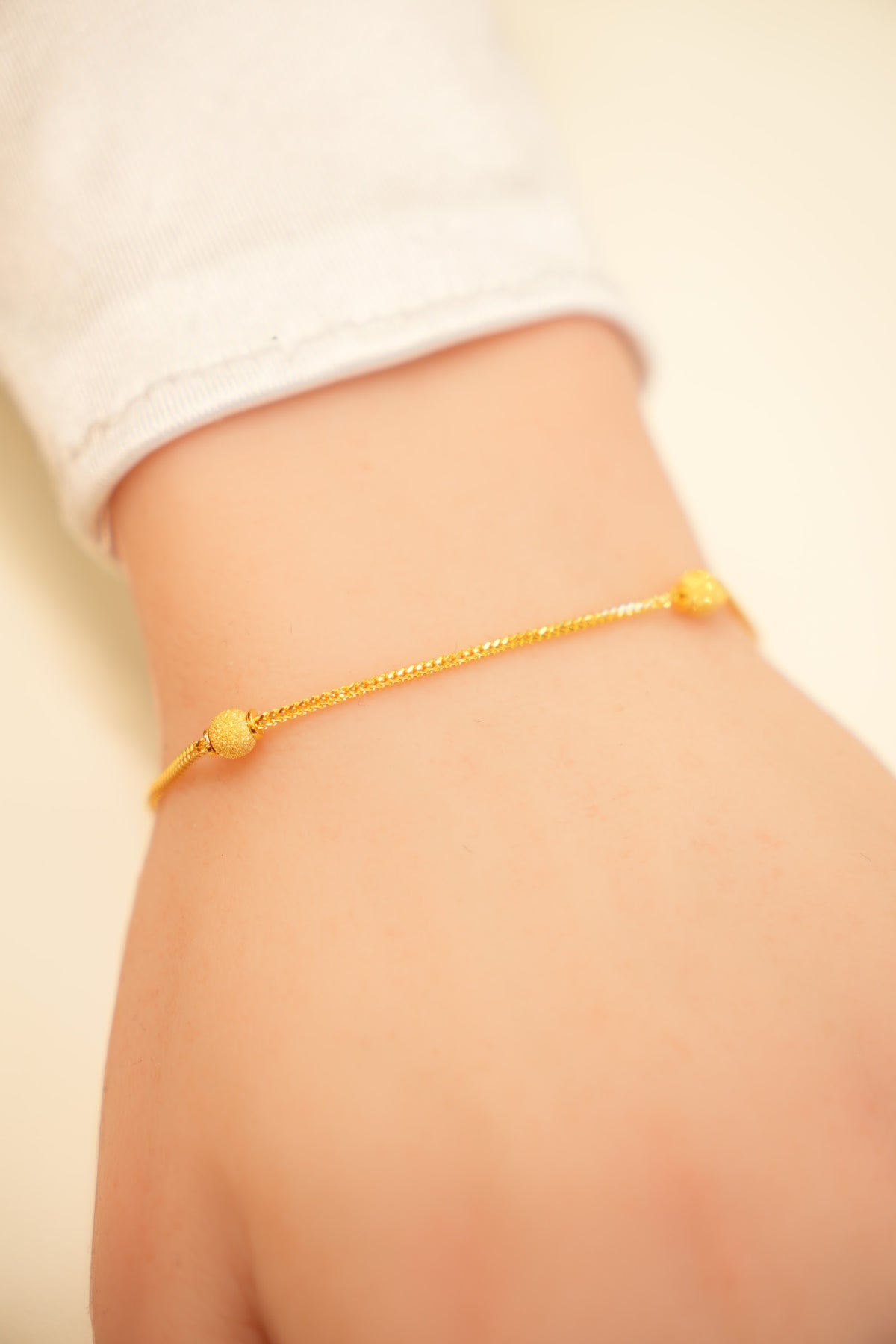 22K Gold Frosted Bead Station Bracelet