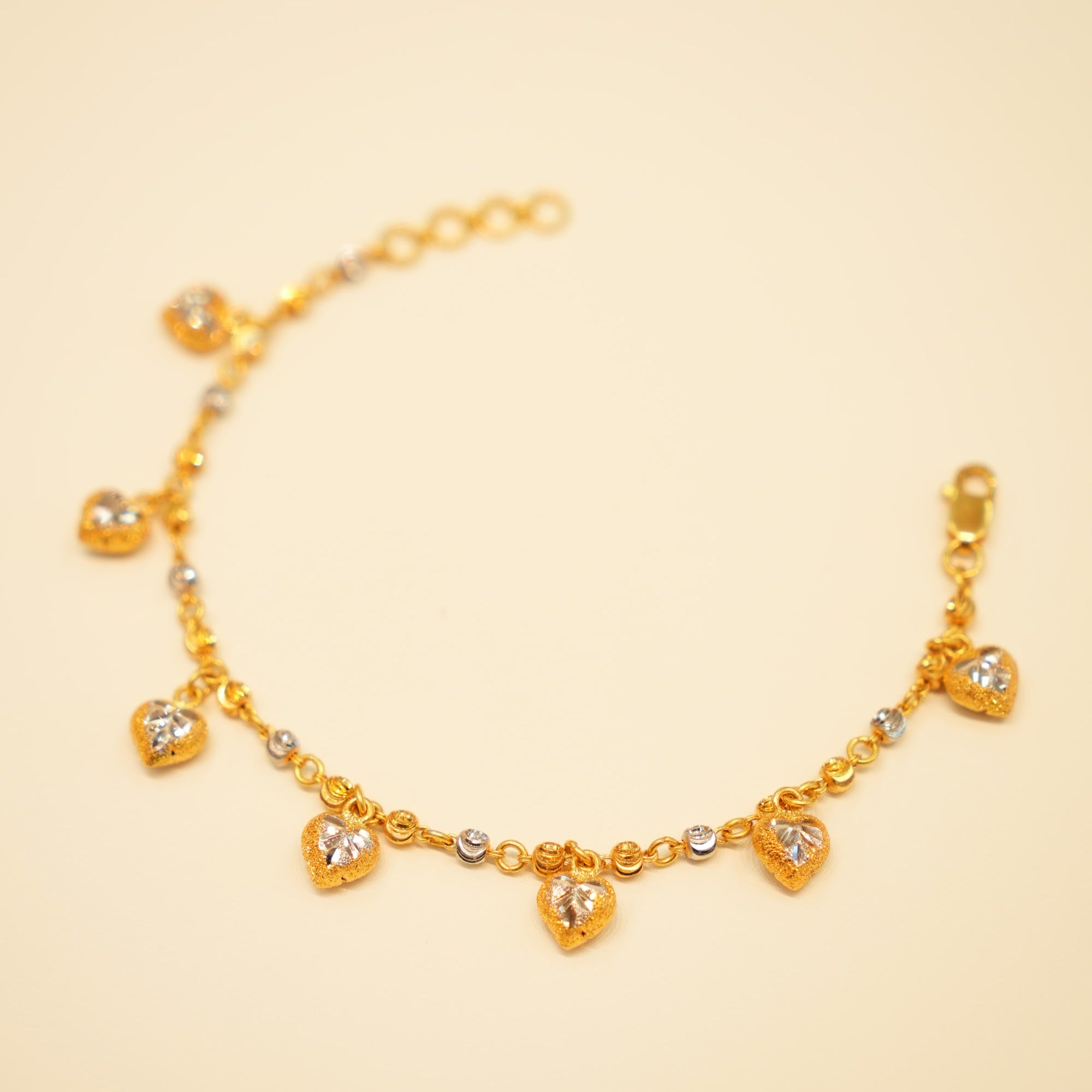 22K Gold Heart Charm Dangle Bracelet