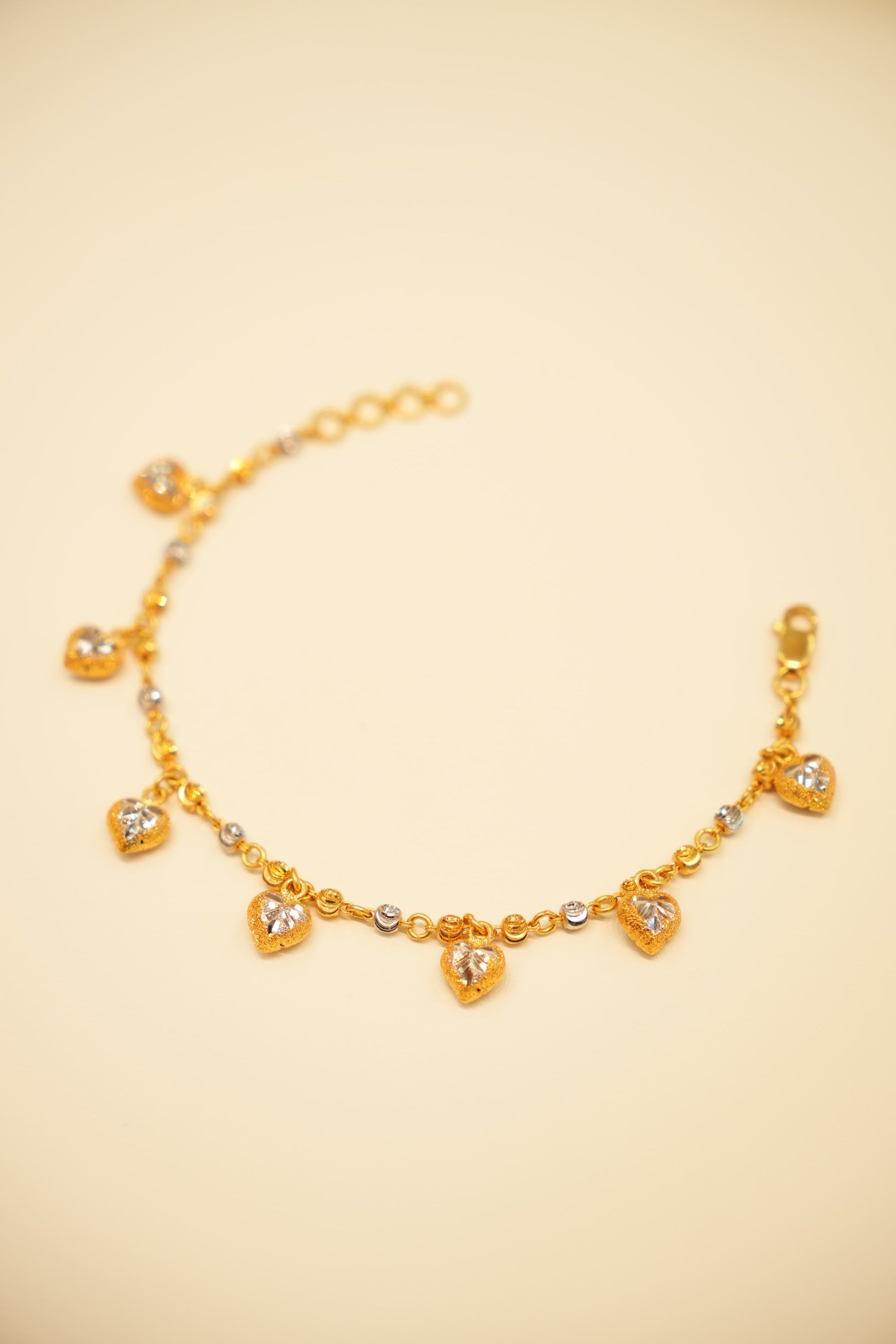 22K Gold Heart Charm Dangle Bracelet