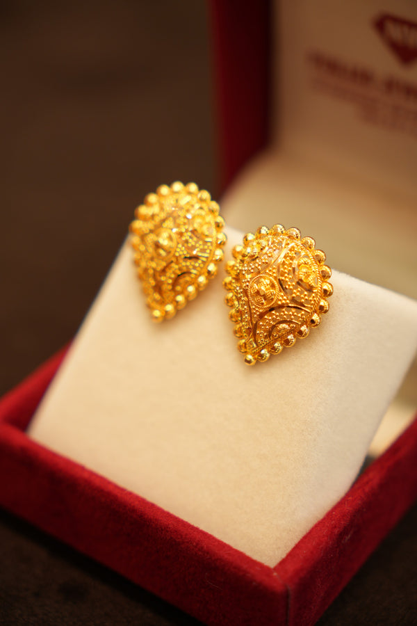 22K Gold Beaded Diamond Filigree Stud Earrings