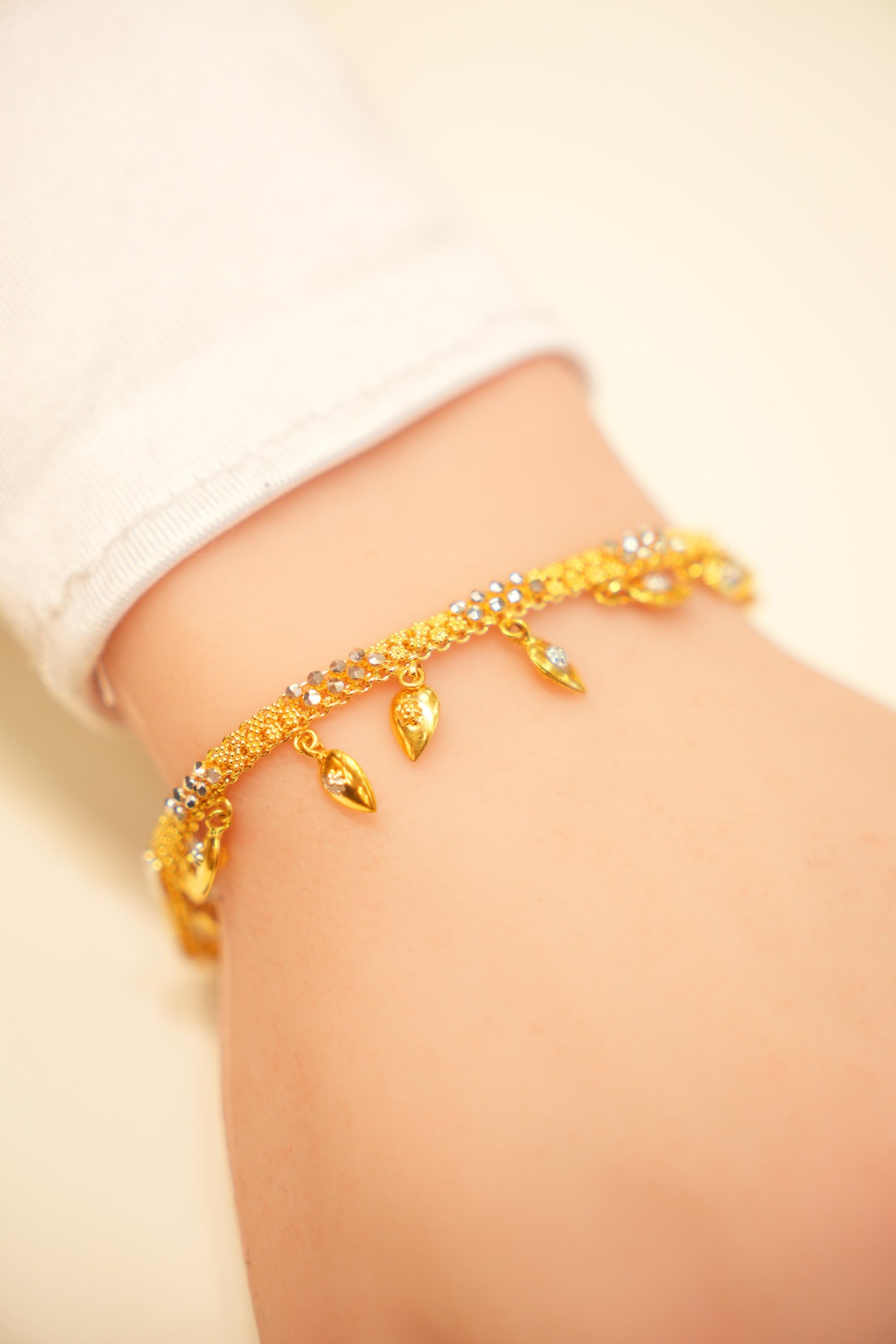 22K Gold Leaf Drop Pavé Bracelet