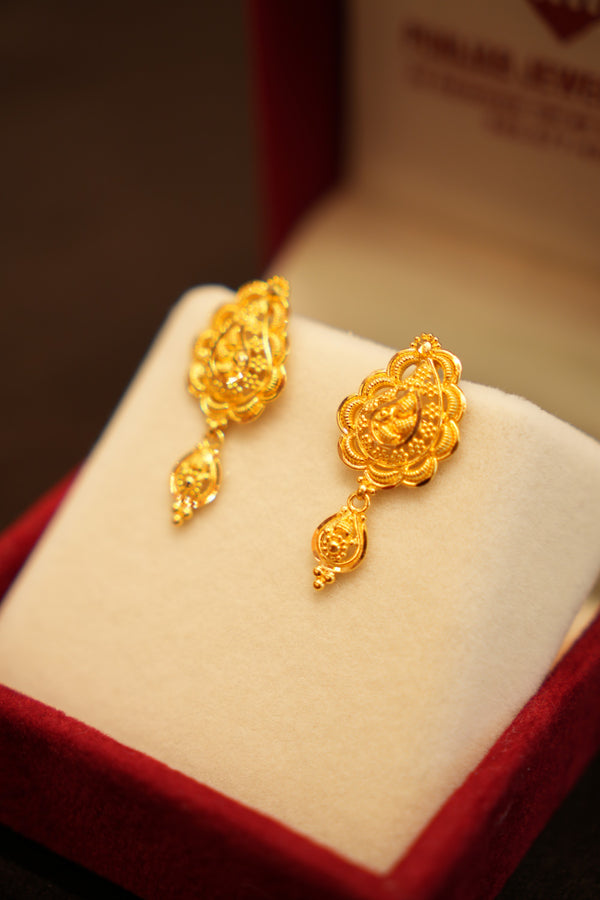 22K Gold Horizontal Flower Cluster Drop Stud Earrings