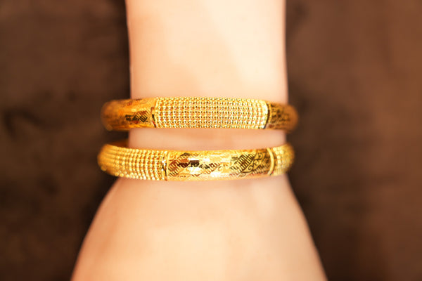 22K Gold Paisley Scroll Segment Bangles