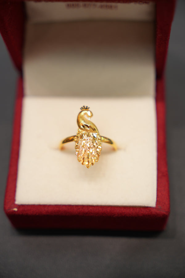 22K Gold Royal Ladies Ring