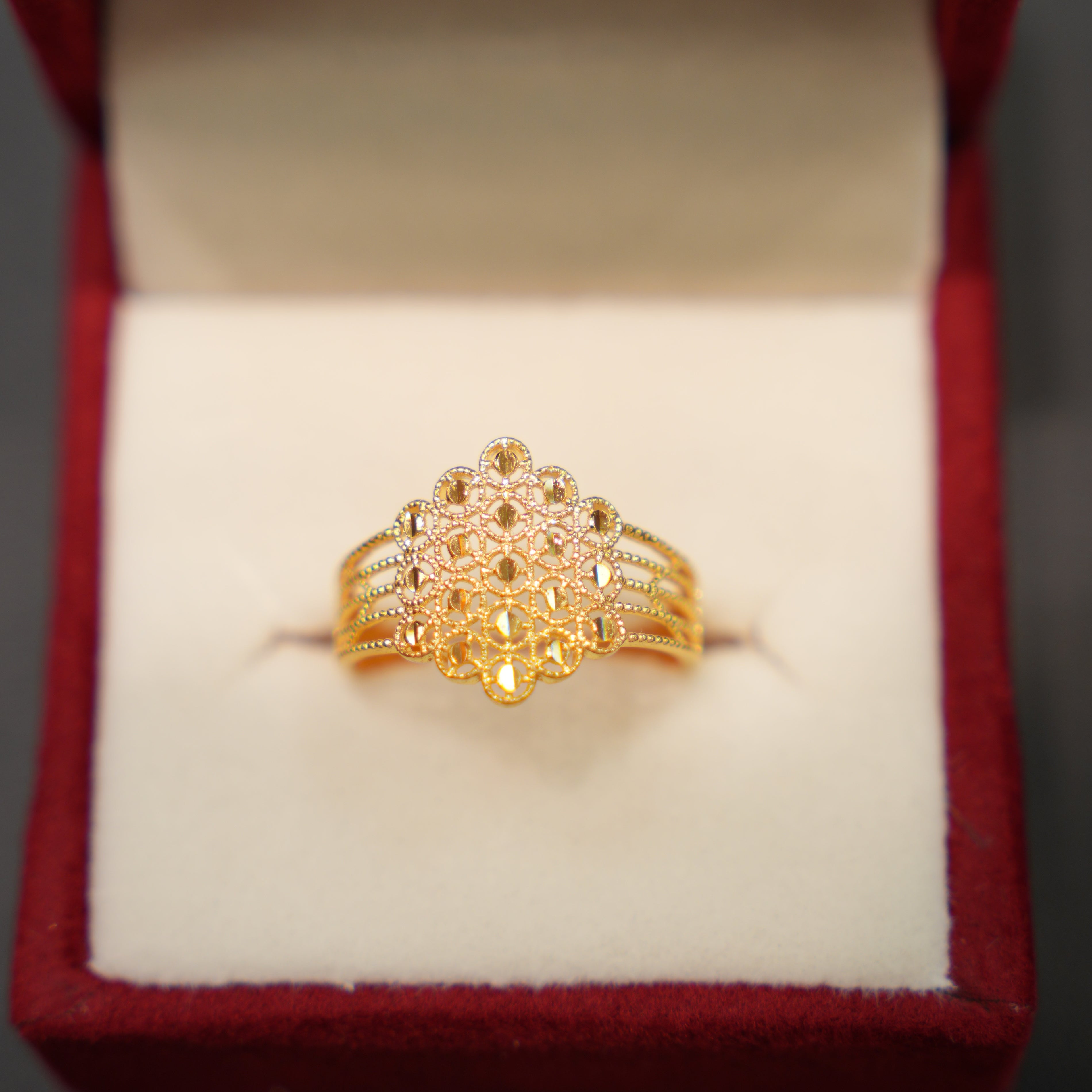 Stylish gold accessory