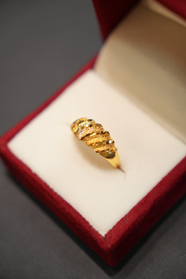 22K Gold Contemporary Ring