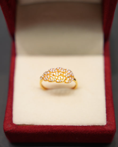 22K Gold Ladies Ring