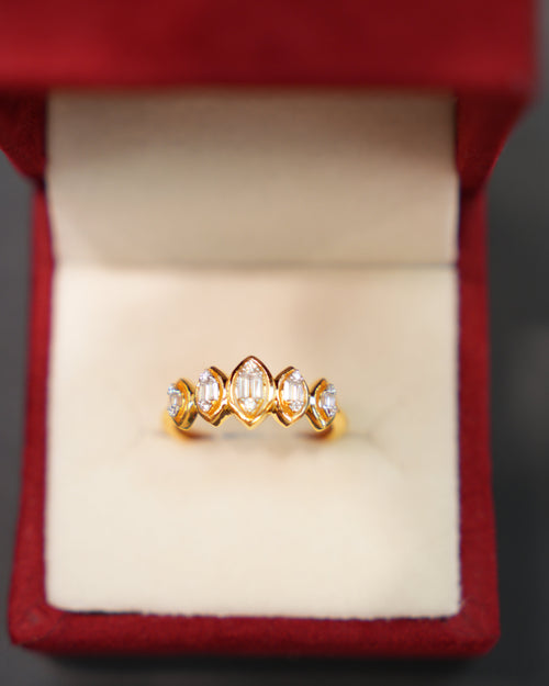 22K Gold Ladies Ring