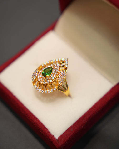 22K Gold Ladies Ring