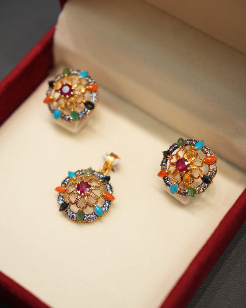 22K Gold Ladies Pendant Set