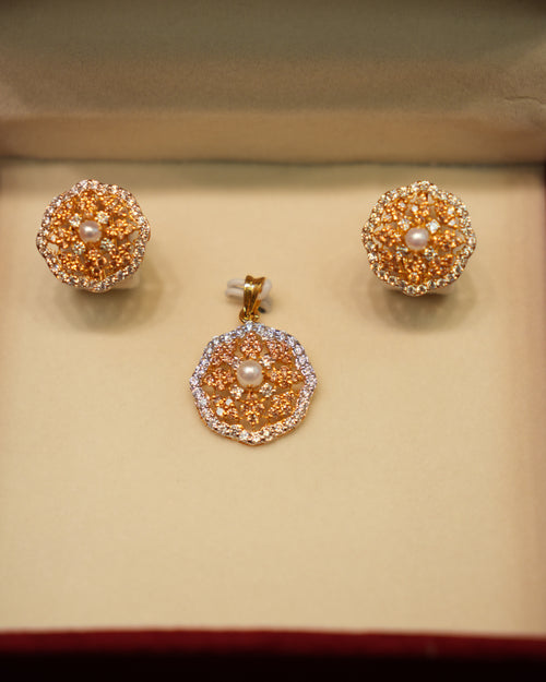 22K Gold Ladies Pendant Set