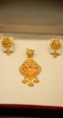 22K Gold Ladies Pendant Set