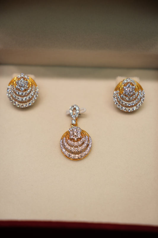 22K Gold Ladies Pendant Set