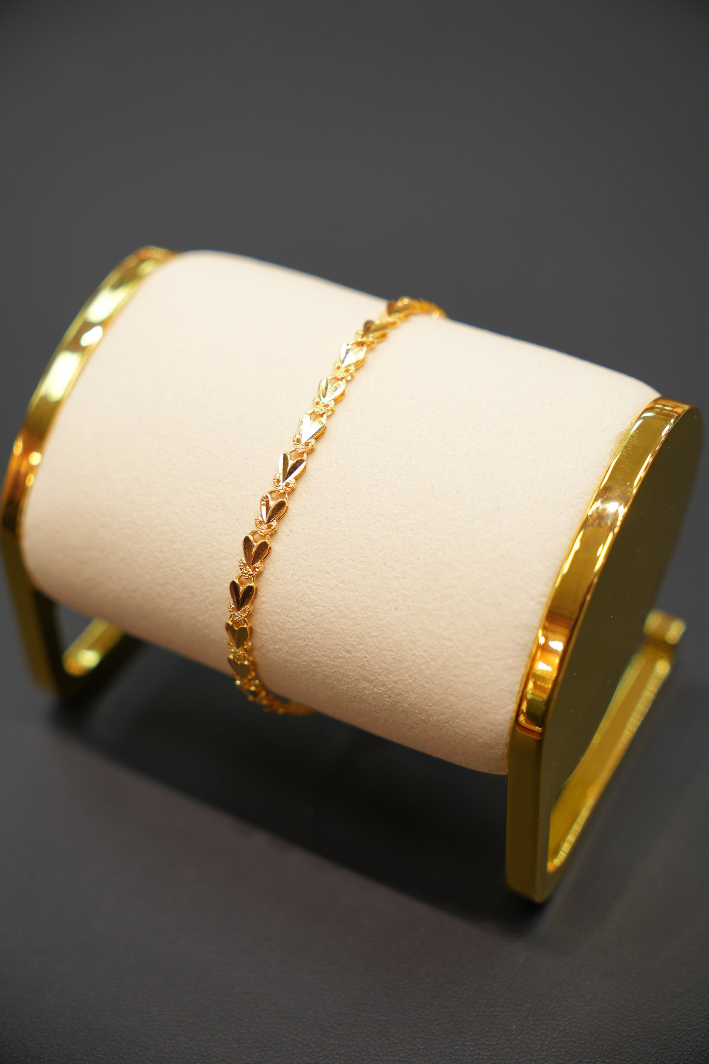 22k Gold Ladies Bracelet