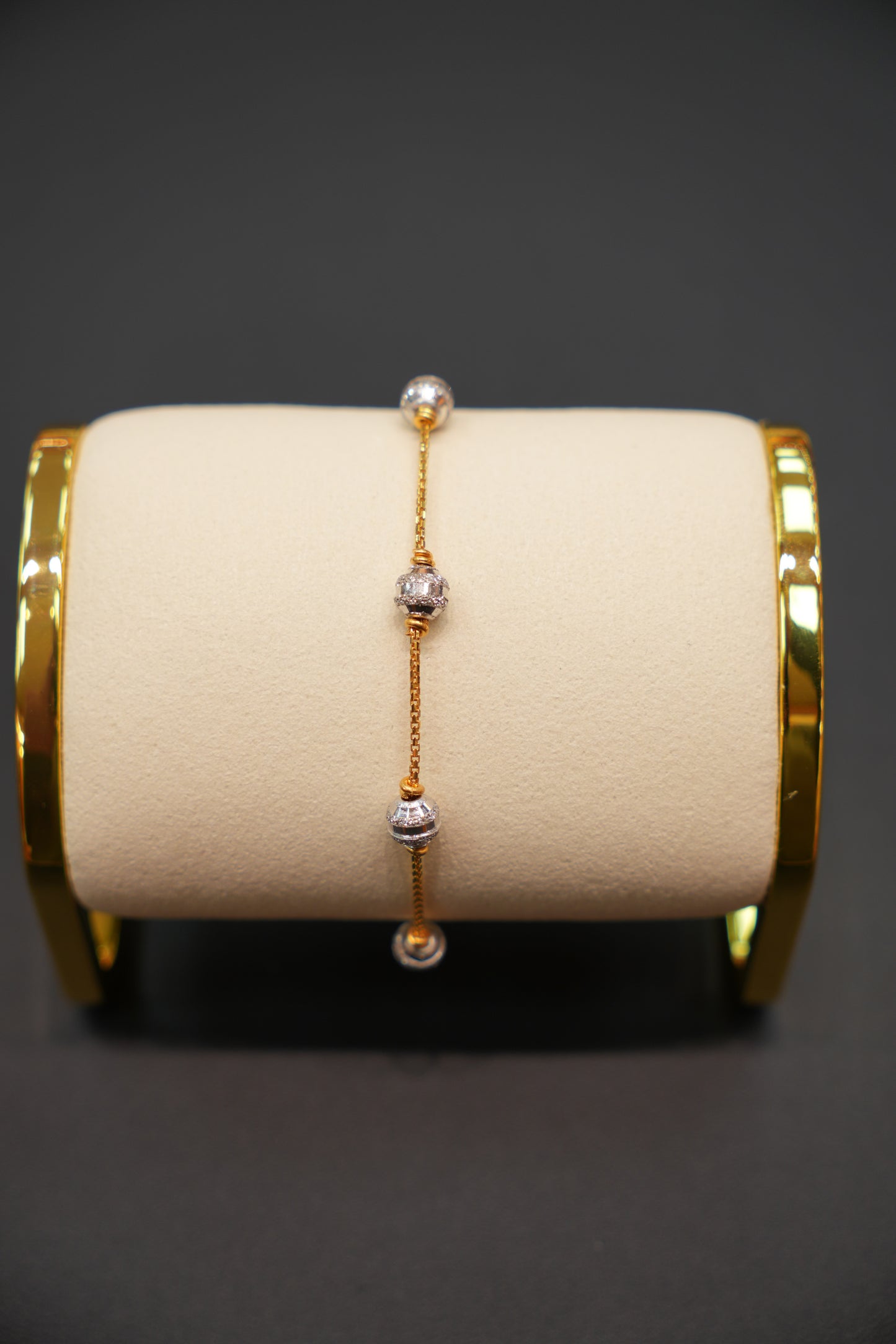 22k Gold Ladies Bracelet