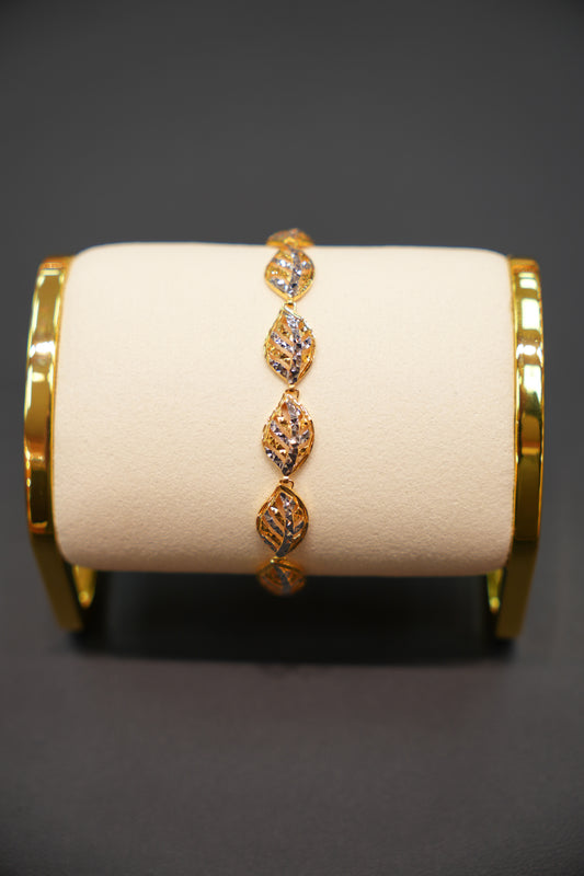 22k Gold Ladies Bracelet