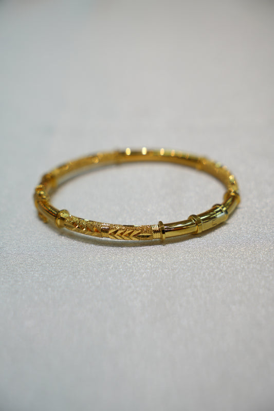 22k Gold Ladies Bangle Bracelet