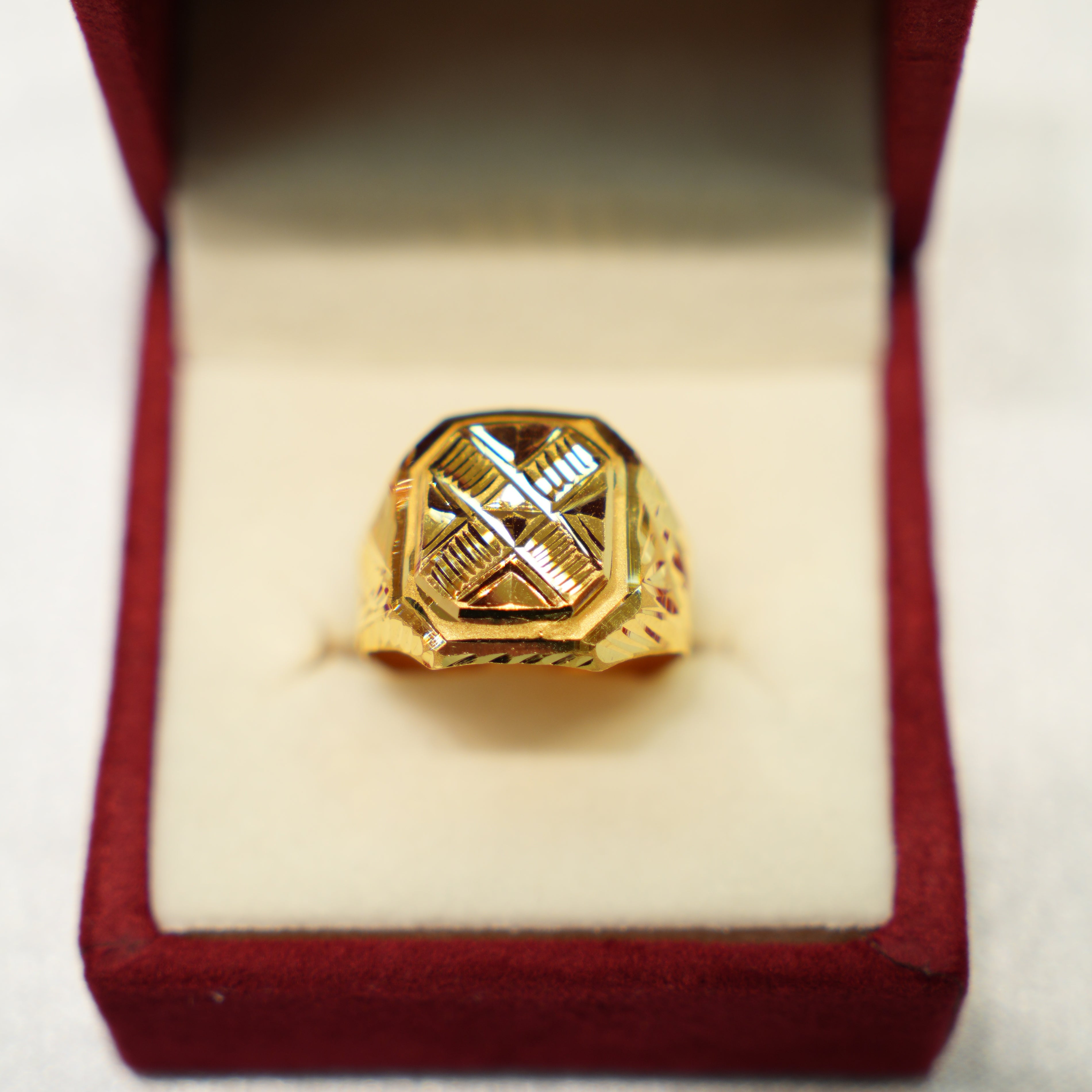 22K Gold Sleek Mens Ring
