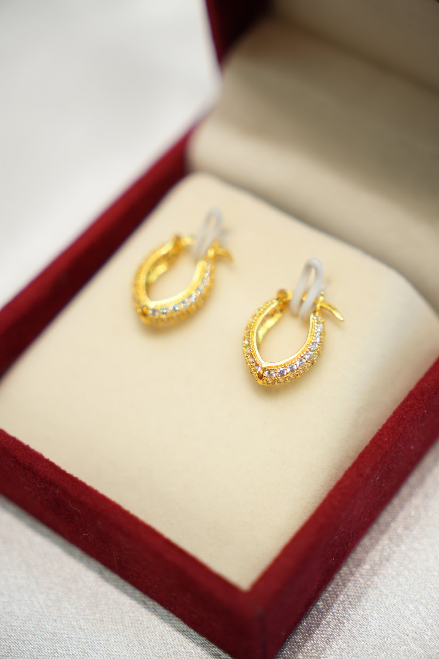 22K Gold Ladies Hoop Earrings