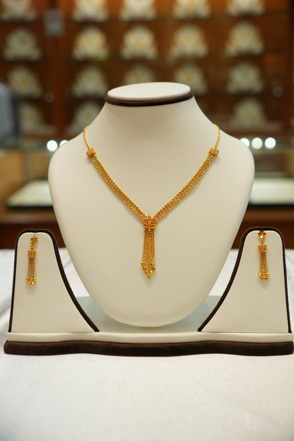 22Kt Gold Designer Necklace Set