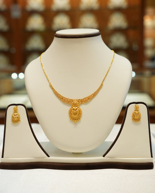 22Kt Gold Ladies Necklace