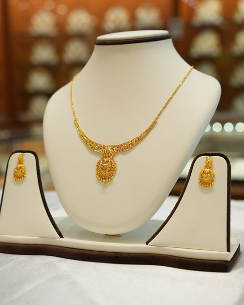 22Kt Gold Ladies Necklace