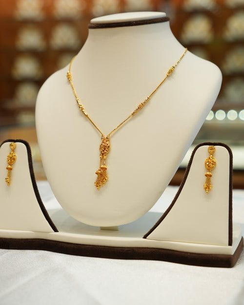22Kt Gold Ladies Necklace