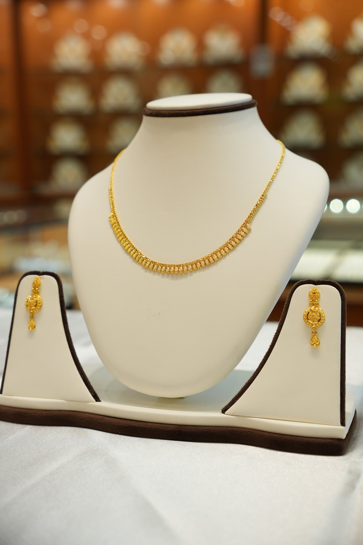 22Kt Gold Ladies Necklace