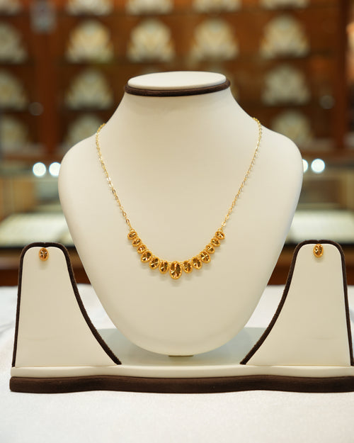 22Kt Gold Ladies Necklace