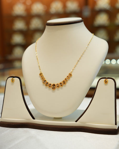 22Kt Gold Ladies Necklace