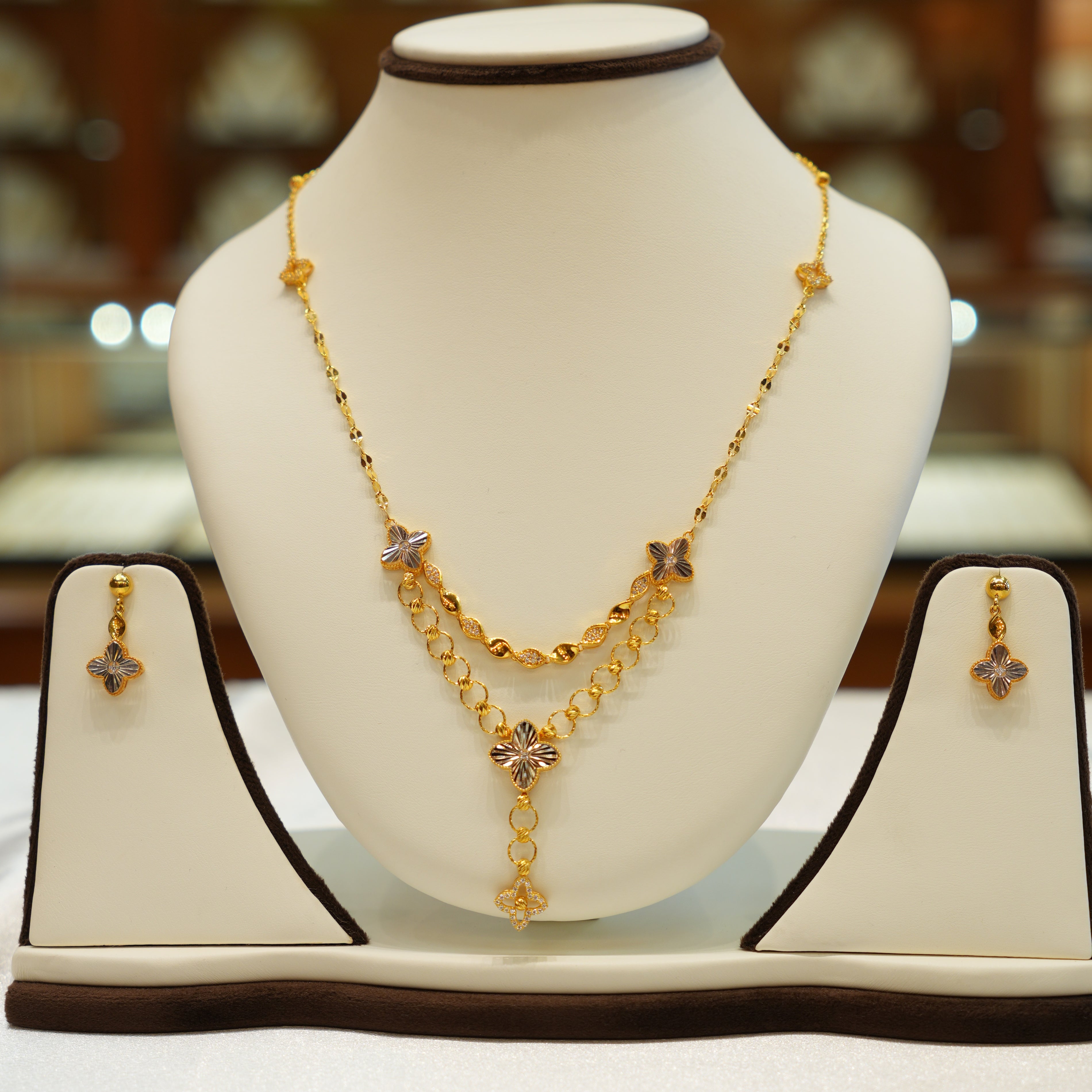 22K Gold Luxury Necklace