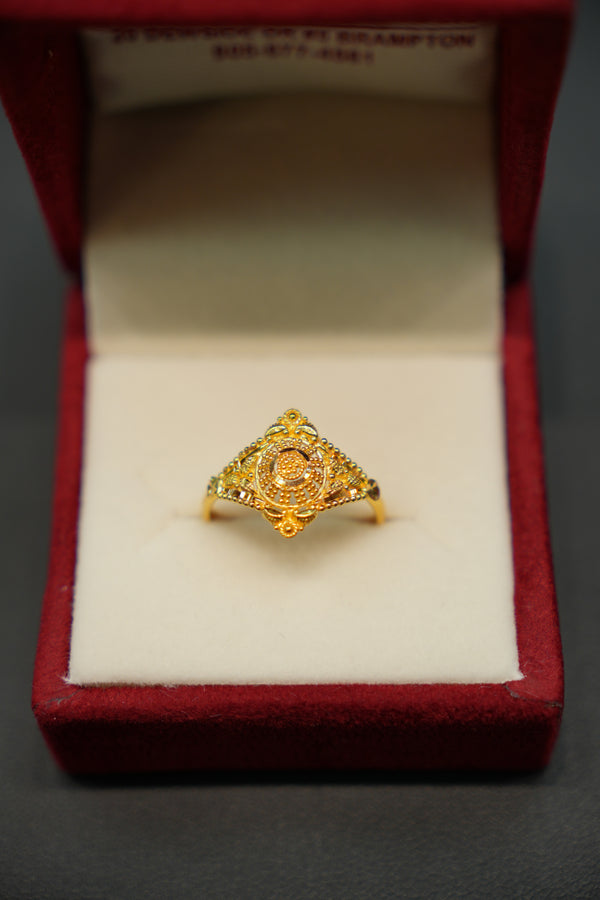 22K Gold Refined Ladies Ring