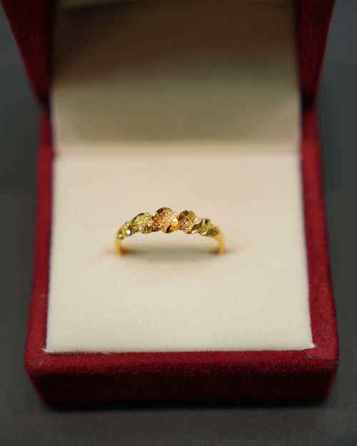 22K Gold Ladies Ring